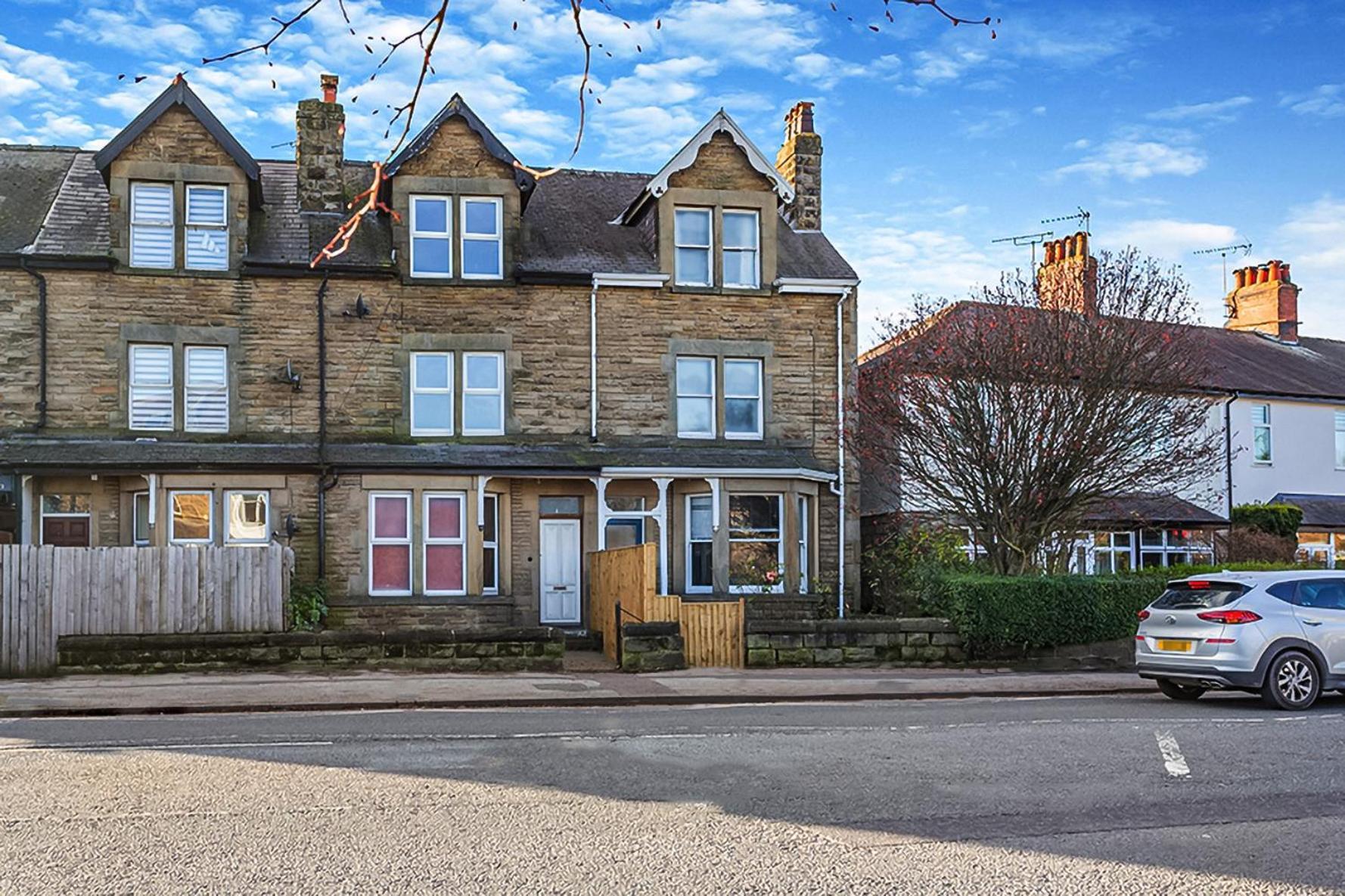 Apartamento The Harrogate House - 4 Bed Townhouse Exterior foto